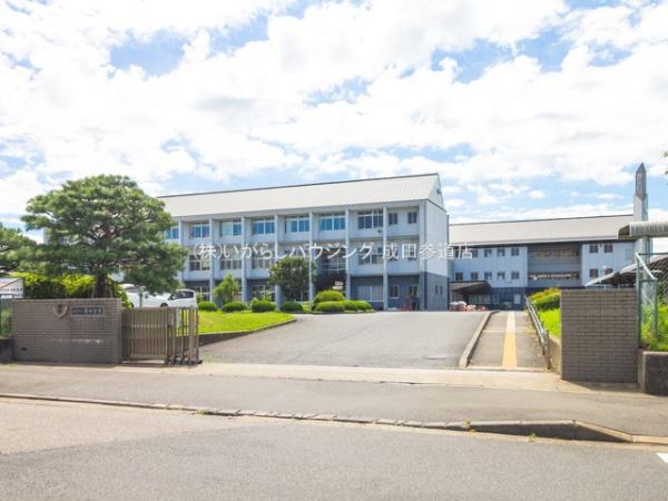 成田市飯田町の土地(成田市立西中学校)