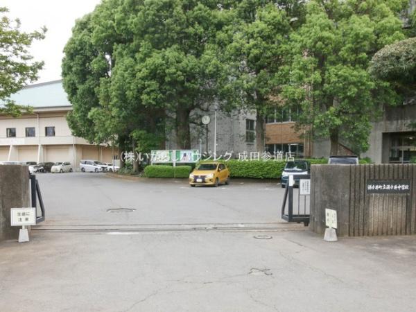 印旛郡酒々井町上本佐倉１丁目の中古一戸建て(酒々井町立酒々井中学校)