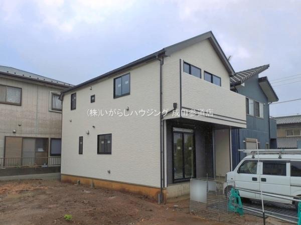 ハートフルタウン成田市飯田町　全2棟　B号棟