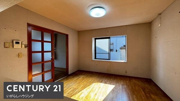 栄町竜角寺台2丁目　中古戸建