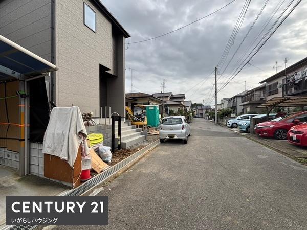 リナージュ富里市七栄02期　全1棟