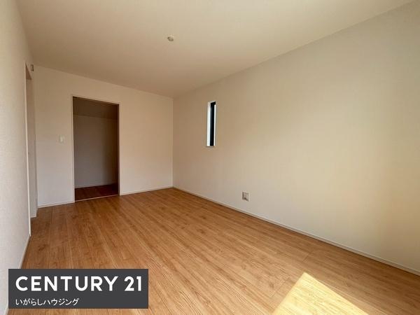 ハートフルタウン土屋1025番　全1棟