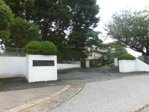 グラファーレ成田市中台12期全2棟　1号棟(成田市立中台小学校)