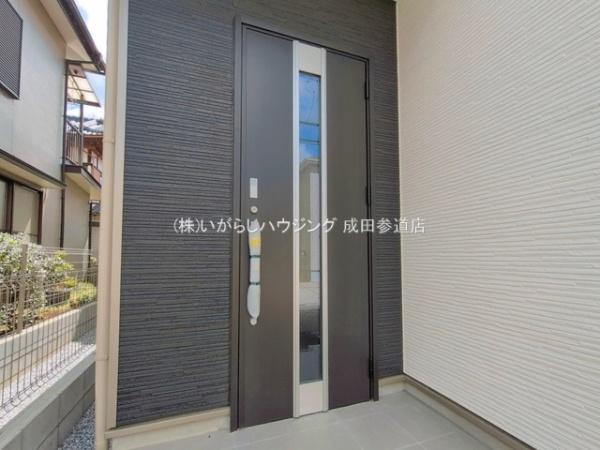 グラファーレ成田市不動ヶ岡　全1棟