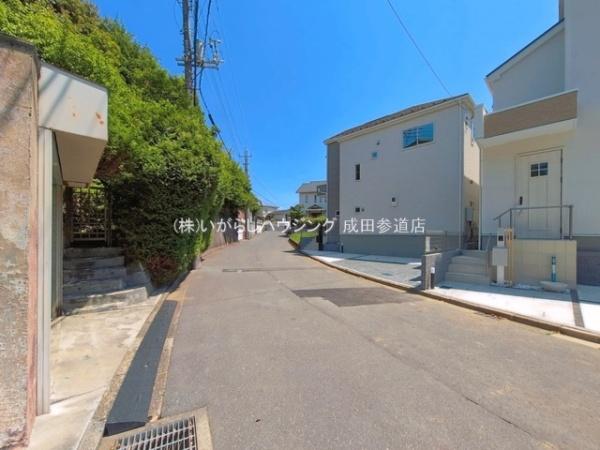 グラファーレ成田市橋賀台7期　全2棟　2号棟