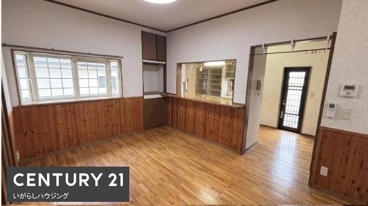 栄町竜角寺台6丁目　中古戸建