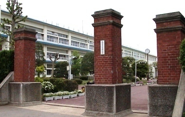 クレイドルガーデン成田市西三里塚第10　全2棟　1号棟(成田市立三里塚小学校)