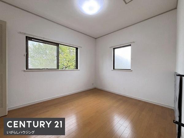 印旛郡栄町南ケ丘１丁目の中古一戸建て