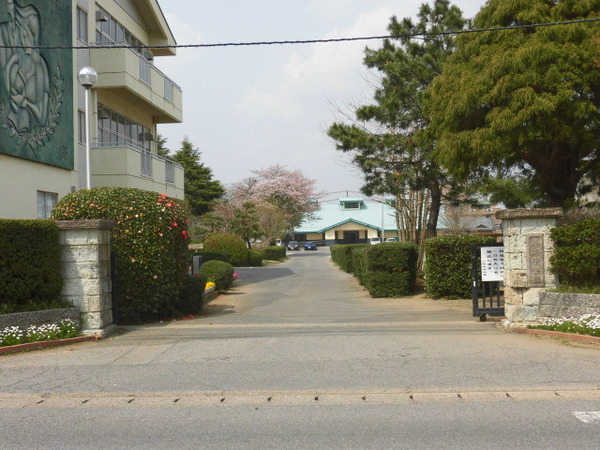 八街市榎戸の中古一戸建て(八街市立八街中学校)