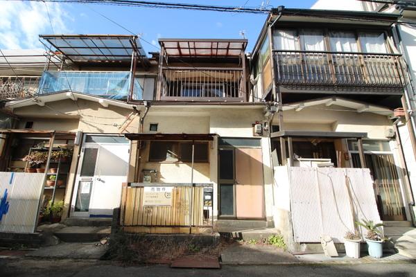 小倉町南堀池　南東向き