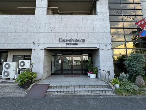 デルフィ西大路