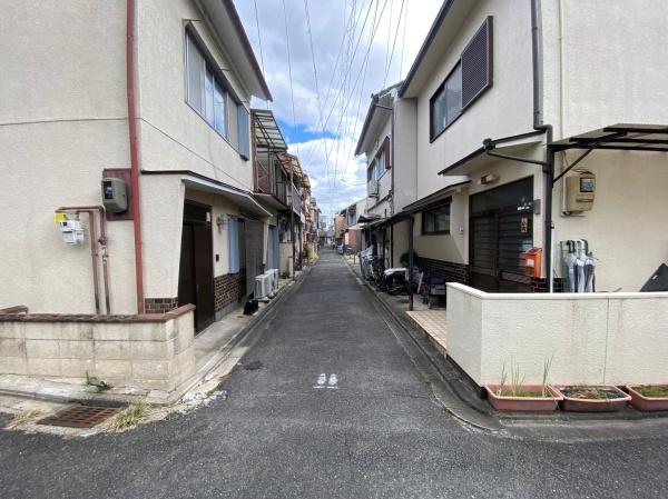 太秦安井北御所町