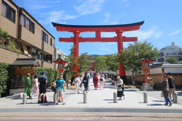 京都市伏見区深草西出町の土地(伏見稲荷大社)