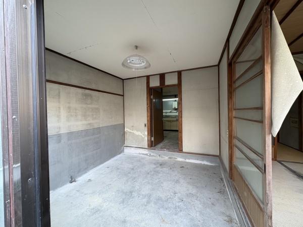 東山区耳塚通正面下る　塗師屋町