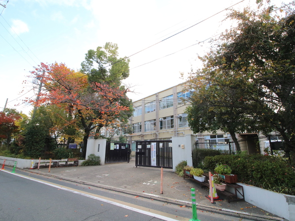 デルフィ西大路(京都市立吉祥院小学校)