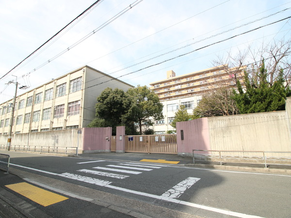 京都市南区上鳥羽山ノ本町の中古一戸建て(京都市立祥栄小学校)