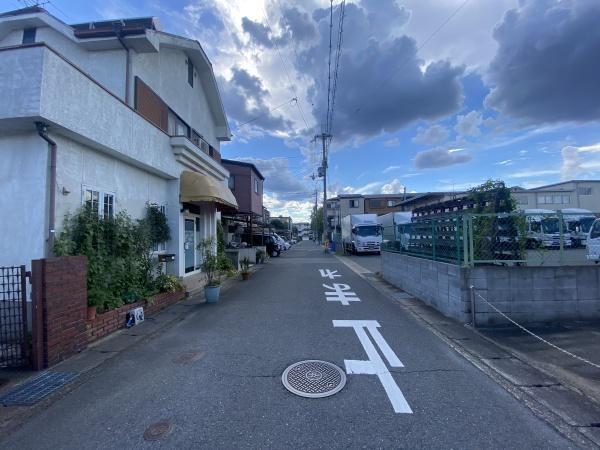 上鳥羽山ノ本町　店舗付住宅