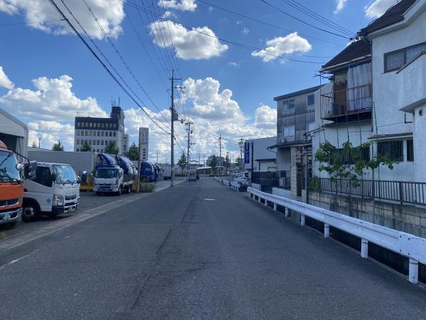 上鳥羽山ノ本町　店舗付住宅