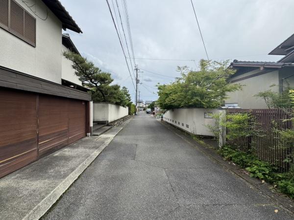 岩倉長谷町