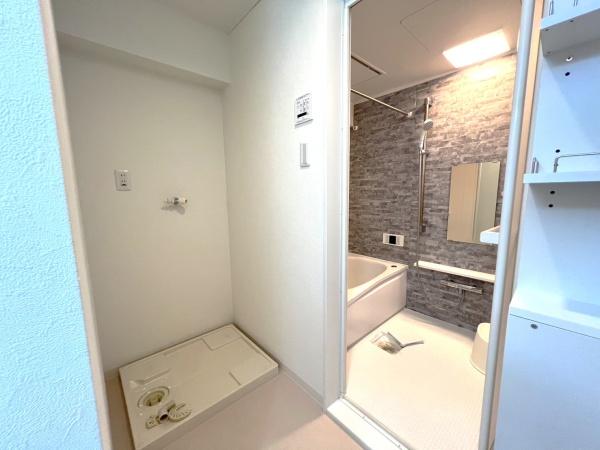 フィエルテ四条烏丸シュッド