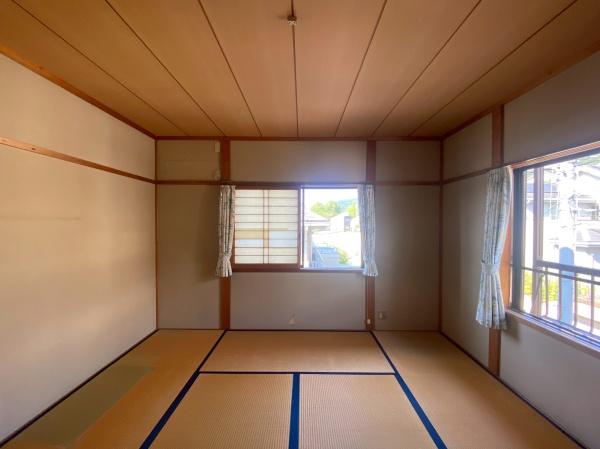 宇治市平尾台１丁目の中古一戸建て