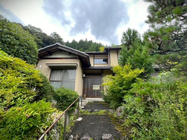 京都市右京区梅ケ畑引地町の中古一戸建