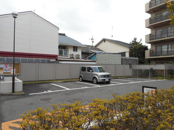 ネオコーポ東山705