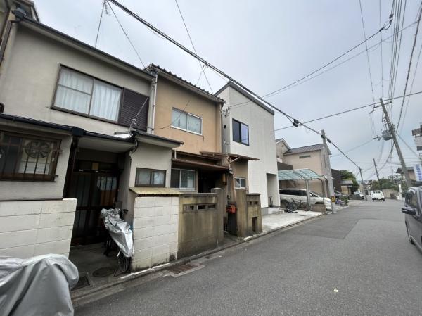 京都市南区吉祥院高畑町の中古一戸建て(前面道路含む現地写真)