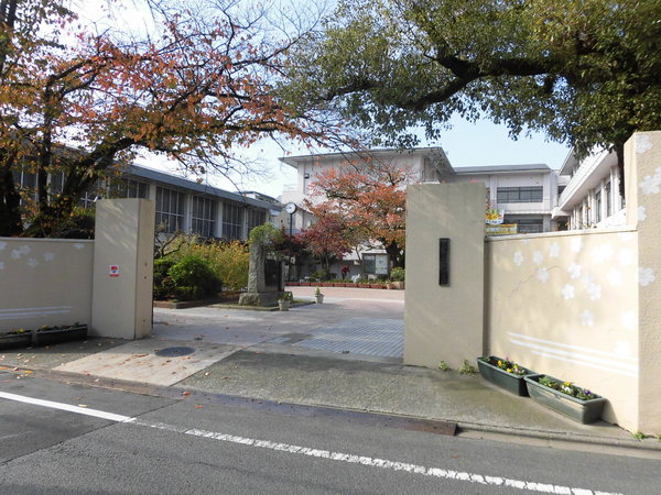 京都市上京区柳風呂町の土地(京都市立上京中学校)