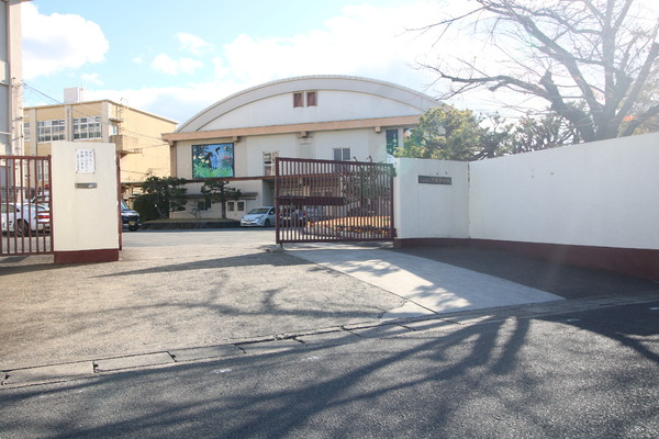 京都市南区久世大薮町の土地(京都市立久世中学校)