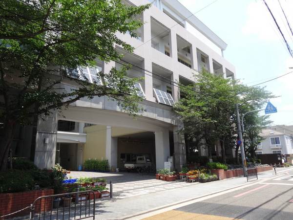 シーンズ京都鴨川河原町(京都市立洛央小学校)