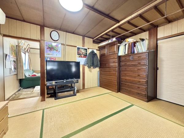 八幡市岩田岩ノ前の中古一戸建て