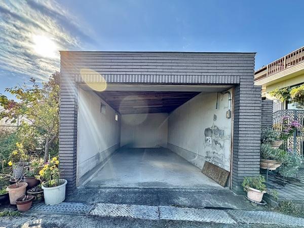 八幡市岩田岩ノ前の中古一戸建て