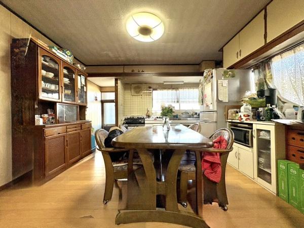 八幡市岩田岩ノ前の中古一戸建て