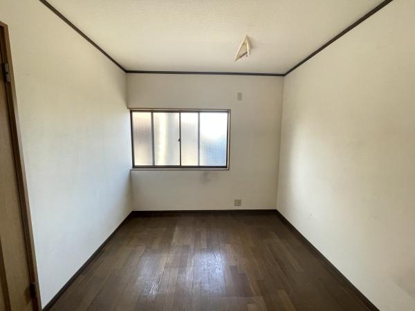 京都市右京区嵯峨野有栖川町の中古一戸建て