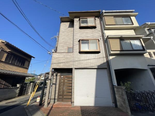 京都市右京区嵯峨野有栖川町の中古一戸建て