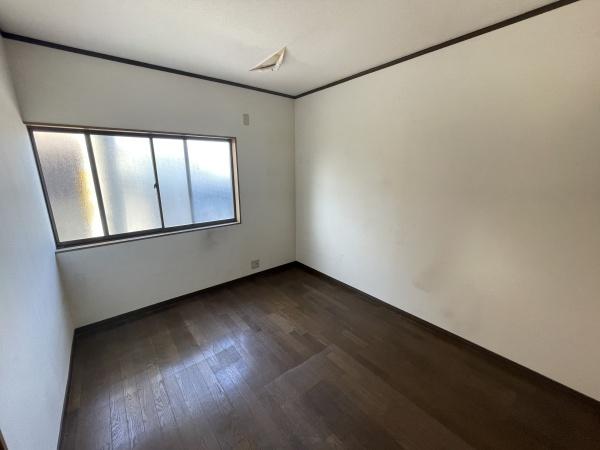京都市右京区嵯峨野有栖川町の中古一戸建て