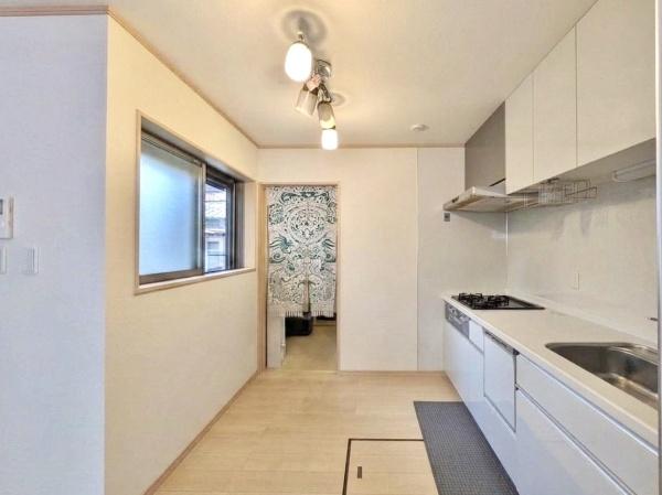 京都市右京区太秦安井北御所町の中古一戸建て