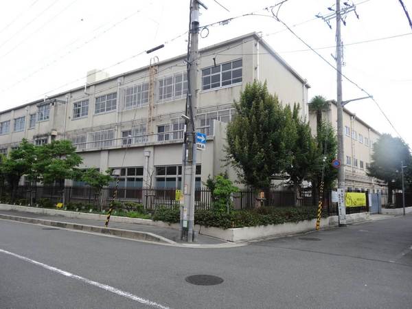 京都市中京区壬生森町の中古一戸建て(京都市立朱雀中学校)