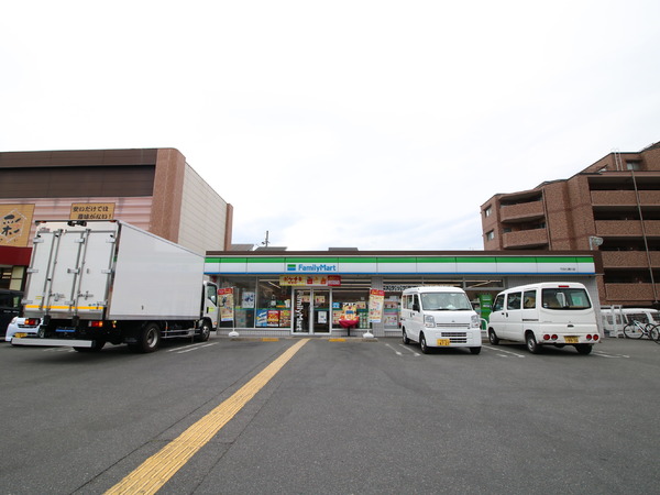 京都市伏見区深草越後屋敷町の土地(ファミリーマート竹田七瀬川店)