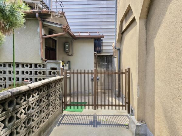 京都市下京区西七条北月読町の中古一戸建て