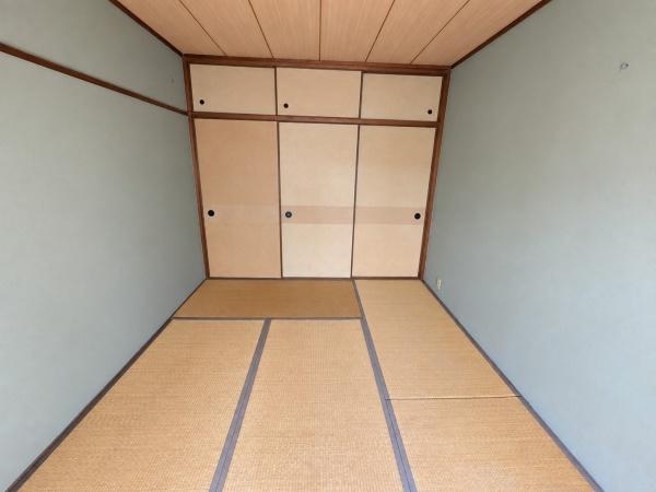 嵐山ロイヤルハイツ　5号棟