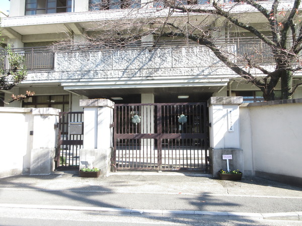 京都市左京区下鴨中川原町の土地(京都市立下鴨小学校)