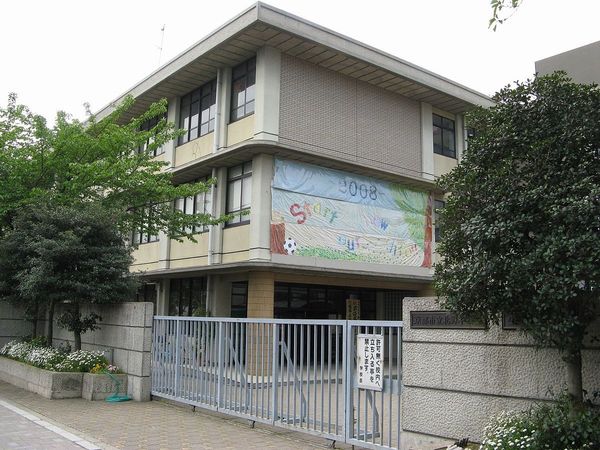京都市北区等持院南町の土地(京都市立北野中学校)