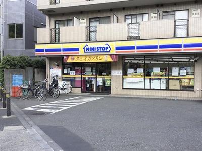 ライオンズガーデン浜田山(ミニストップ杉並成田西店)