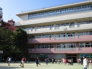 文京区本郷4丁目の土地(文京区立本郷小学校)