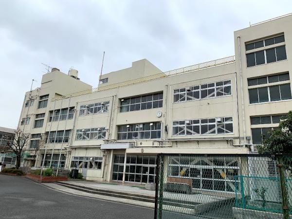 ハイホーム鶴見(横浜市立岸谷小学校)