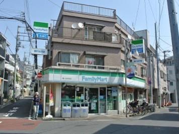 PREAS　渋谷本町(ファミリーマート幡ヶ谷本町店)