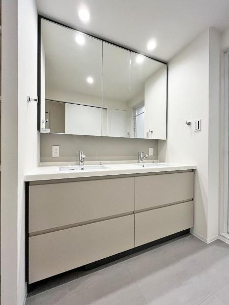 豊栄平町マンション1F