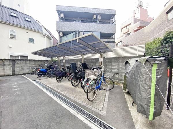 都立大バロンズコート